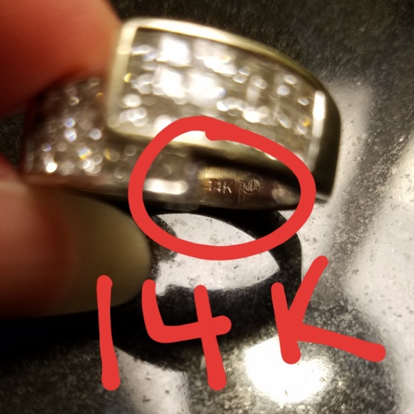 14K White Gold 3/4 Carat Diamond Ring - Picture 5 of 6